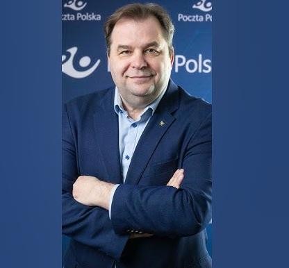 Stylizowana grafika przedstawiająca panoramę Warszawy, symbolizująca pochodzenie i związek Sebastiana Mikosza z miastem.